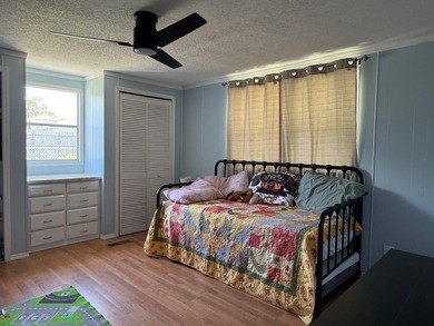 Move-In Ready 2BR/2BA Home with Major Updates in Saralake - photo 29