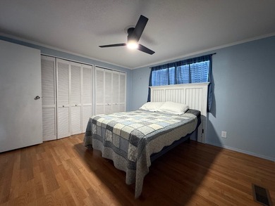 Move-In Ready 2BR/2BA Home with Major Updates in Saralake - photo 40