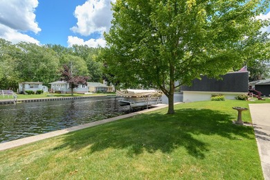 Welcome to 2282 Parker Drive, an incredible property on Gun Lake - photo 47