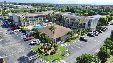 For Sale -1 bedroom 1bath- Large- first floor condo-Renovated ! - photo 1