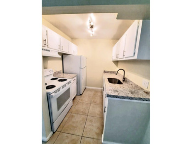 For Sale -1 bedroom 1bath- Large- first floor condo-Renovated ! - photo 2