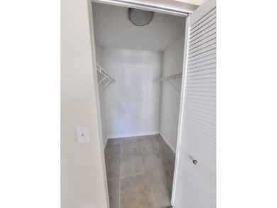 For Sale -1 bedroom 1bath- Large- first floor condo-Renovated ! - photo 10