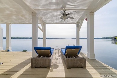 You don't come to Lake Gaston for ordinary-you come for - photo 11