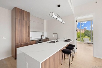 Elegant Loft Living. Elevated LIC Lifestyles. Amenity-rich - photo 5