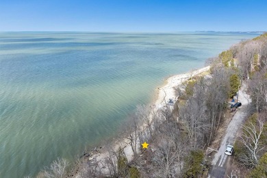 Exceptional opportunity to own a piece of the Bay! This premier - photo 6