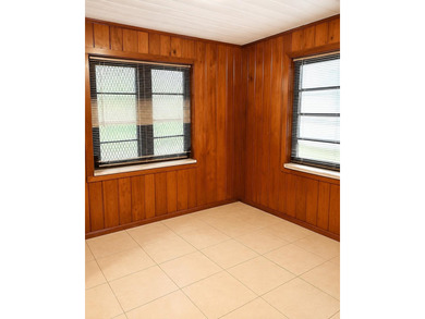 Beautiful Oakland Park income property offering flexibility - photo 27