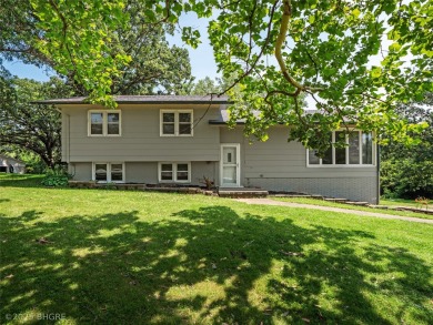 Red Rock Lake Home Sale Pending in Knoxville Iowa