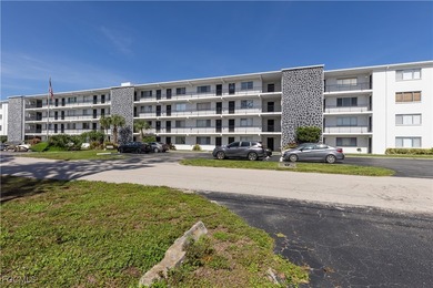 Cape Coral Area Condo For Sale in Cape Coral Florida