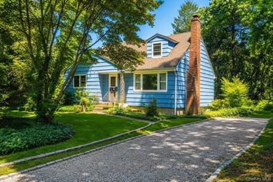 A rare opportunity to own in one of Locust Valley's most - photo 3