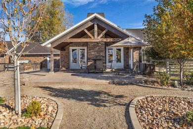 The home is fully remodeled in 2019 and beautifully finished - photo 5