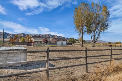 The home is fully remodeled in 2019 and beautifully finished - photo 6