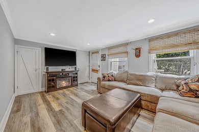 Welcome Home To This Charming Huntington Expanded Cape Nestled - photo 7