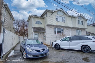 One family end unit townhouse consisting of three bedrooms - photo 27