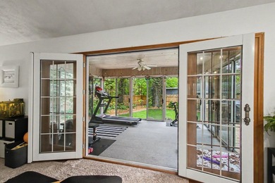 Welcome to this 3 bedroom, 2.5 bath home in Holland's desirable S - photo 9