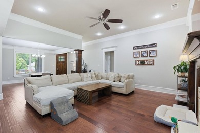 Welcome to 2613 Aberdeen Drive, a beautifully crafted home - photo 7