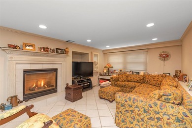 Welcome to this beautifully maintained split-level home located - photo 10