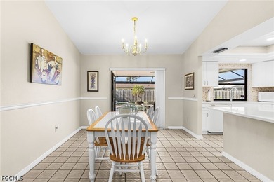 Beautifully maintained Furnished, 3-bedroom, 2-bath pool home in - photo 7