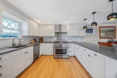 Unique Double Lot Corner on the West End. Two Floors, Lots of - photo 38