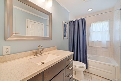 You will Love this beautifully maintained 3-bedroom, 1.5-bath - photo 8
