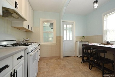 Welcome to this well-maintained 2-bedroom ranch located in the - photo 3
