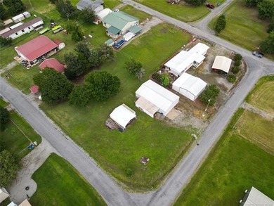 Corner lot with 30 x 50 shop building with concrete approach - photo 7