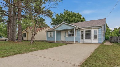 Reynolds Park Lake Home For Sale in Paragould Arkansas