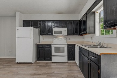 Additional listing photo 4