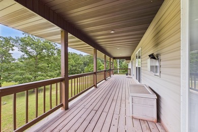 Beautiful one-owner home in the country! 3 bedroom, 2.5 bath - photo 19