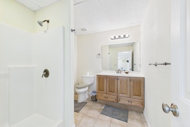 Beautiful one-owner home in the country! 3 bedroom, 2.5 bath - photo 27
