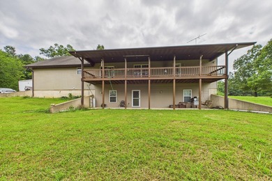 Beautiful one-owner home in the country! 3 bedroom, 2.5 bath - photo 28