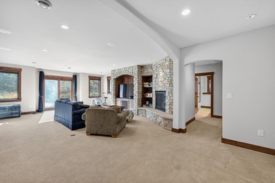 Stunning 4,700sqft custom Craftsman home on a prime .58-acre lot - photo 50