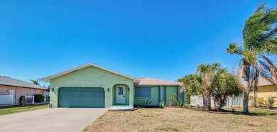 Rotonda West Lakes and Canals Home For Sale in Rotonda West Florida