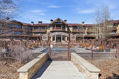 Perched on the top floor, this beautifully updated executive - photo 21