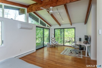 This 70s Modern home has been revamped to a 21st century - photo 27