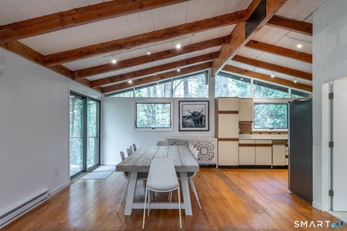 This 70s Modern home has been revamped to a 21st century - photo 34
