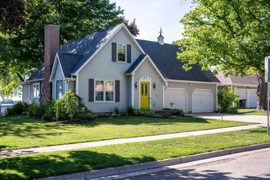 Beaver Dam Lake - Dodge County Home Active Under Contract in Beaver Dam Wisconsin