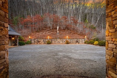 Mountain Top Sanctuary minutes from the Franklin, NC airport - photo 4