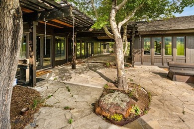 Stunning unobstructed views, privacy with an elegant - photo 21