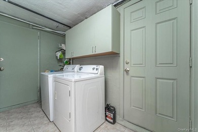 Welcome to this stunning 6-bedroom, 3.5-bath home on a beautiful - photo 23