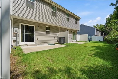 Welcome home to this beautifully maintained townhome offering - photo 31