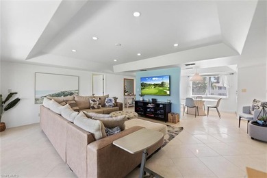 Enjoy stunning golf course views and breathtaking sunsets from - photo 6