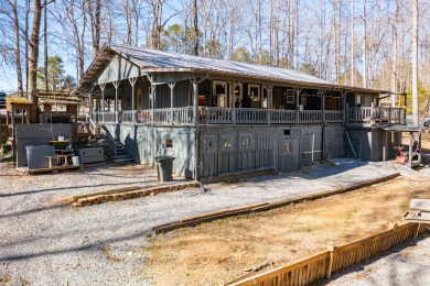 Smith Lake (Crooked Creek)-3BR/2BA cottage on approx .86 acres - Lake Home For Sale in Crane Hill, Alabama