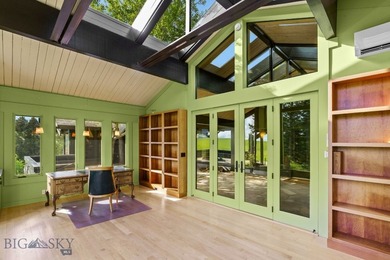 Stunning unobstructed views, privacy with an elegant - photo 43