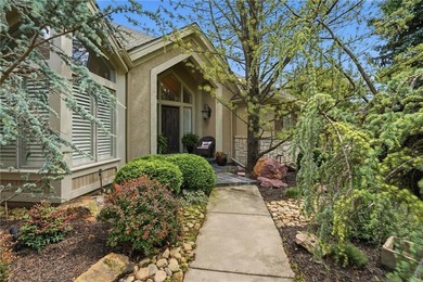 LUXURY LIVING WITH BREATHTAKING VIEWS IN CEDAR CREEK! Stunning - photo 4