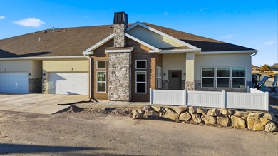 Utah Lake Townhome/Townhouse For Sale in Saratoga Springs Utah