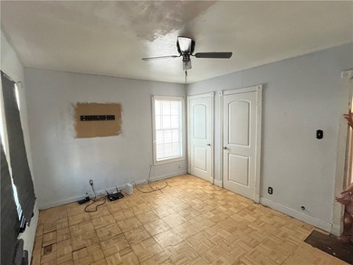 Welcome to this cozy 3bed 2bath unfurnished home. Calling all - photo 14