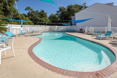 Enjoy coastal living in this 3-bedroom, 3-bath townhome in the - photo 29