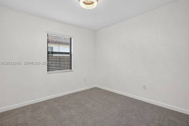Beautiful turn-key 2019-built single-family home located in the - photo 38