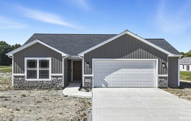 Bixler Lake Home For Sale in Kendallville Indiana