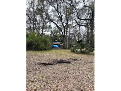 Welcome to your serene countryside escape. This unique 1-bedroom - photo 5
